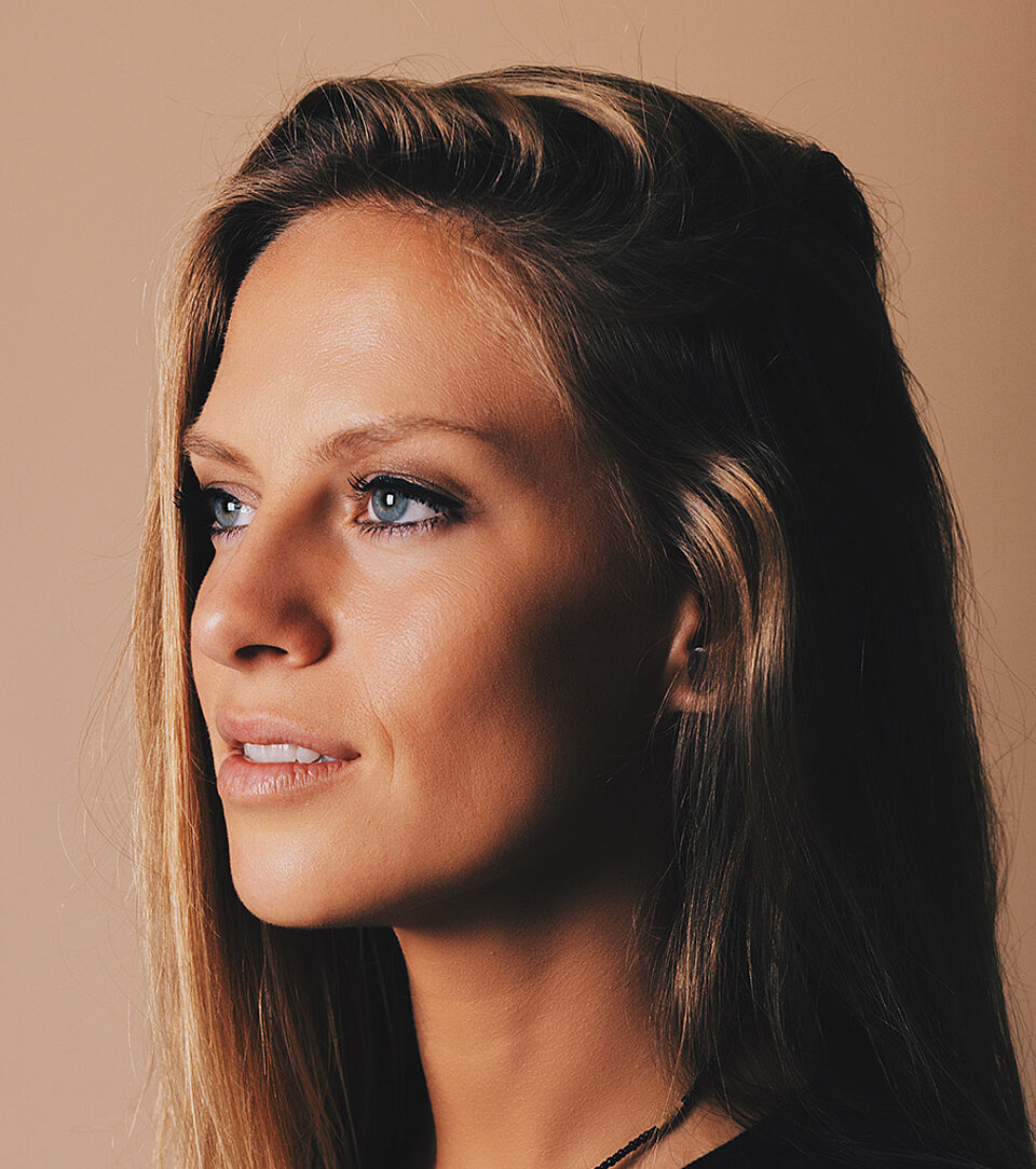 NORA EN PURE